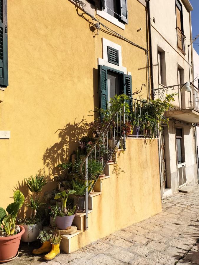 La Casa Di Sveva Leilighet Ragusa Eksteriør bilde