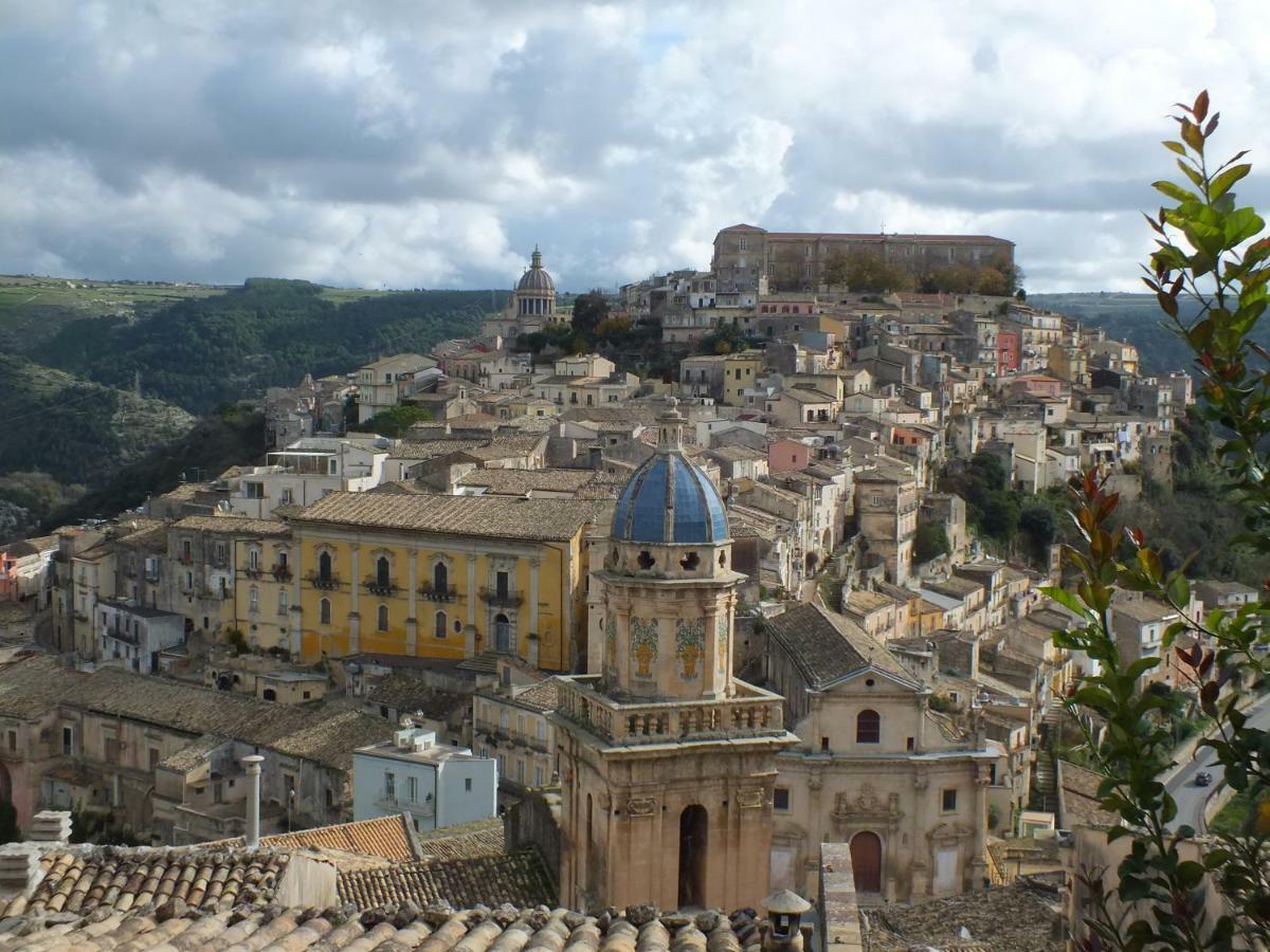 La Casa Di Sveva Leilighet Ragusa Eksteriør bilde